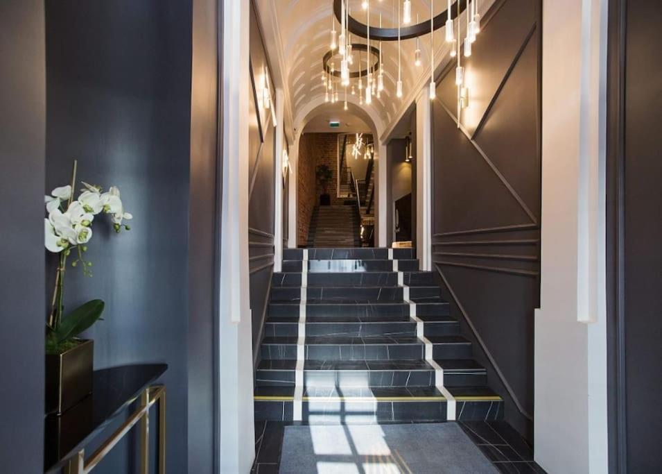 Urban-Glam City Centre Studio With A Gym And Terrace Ταλίν Εξωτερικό φωτογραφία