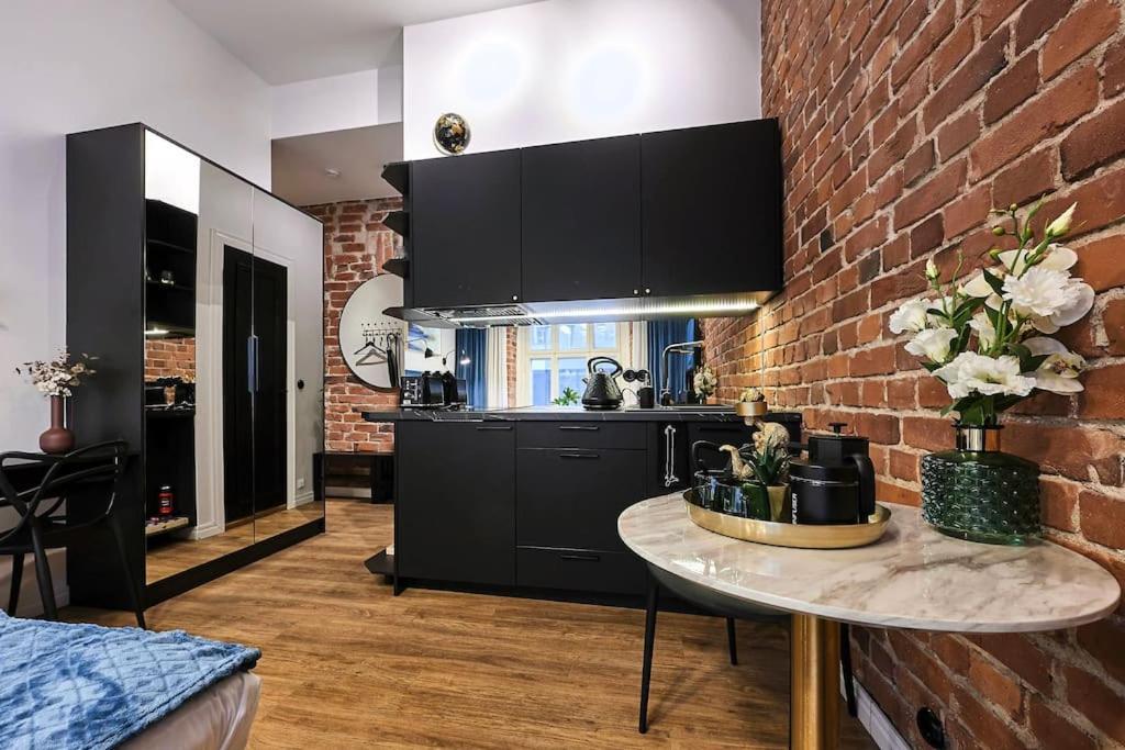 Urban-Glam City Centre Studio With A Gym And Terrace Ταλίν Εξωτερικό φωτογραφία