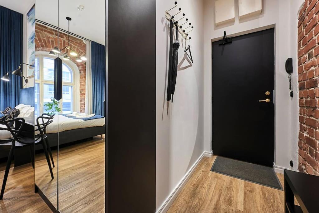 Urban-Glam City Centre Studio With A Gym And Terrace Ταλίν Εξωτερικό φωτογραφία